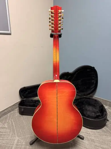 Gibson SJ-200 12-String Vintage Cherry Burst 2