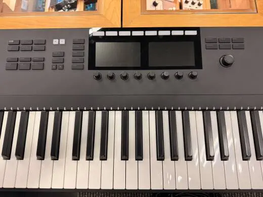 Native Instruments - KONTROL S88 MK2 2