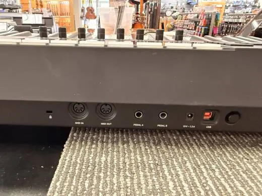 Native Instruments - KONTROL S88 MK2 2