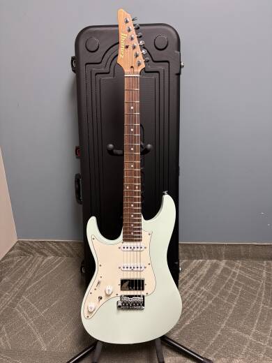 Store Special Product - Ibanez - AZ2204NWLMGR