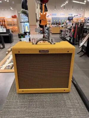 Fender - 021-3205-700