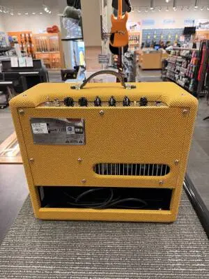 Fender - 021-3205-700 2