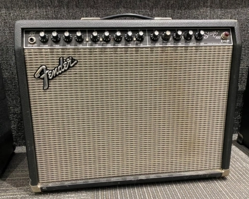 Fender Stage 100