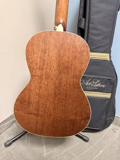 Art and Lutherie Roadhouse Natural 2