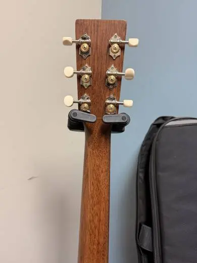 Art and Lutherie Roadhouse Natural 2