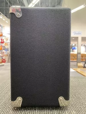 Fender - Rumble 15 Bass Amp 3