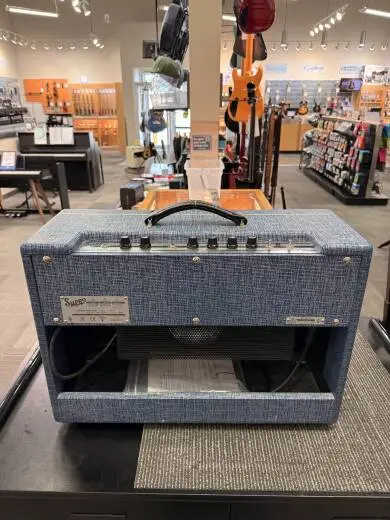Supro Dual Tone 1624T 2