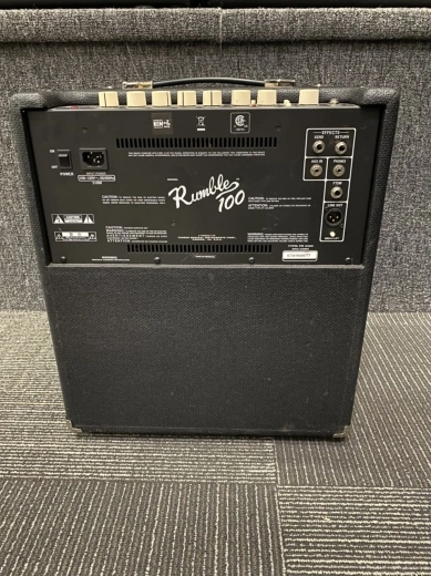 Fender - Rumble 100 V3 2