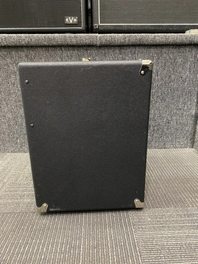 Fender - Rumble 100 V3 2