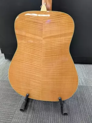 YAMAHA FG840 SPRCE/FLAMED MAPLE 4