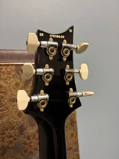 PAULS GUITAR 2
