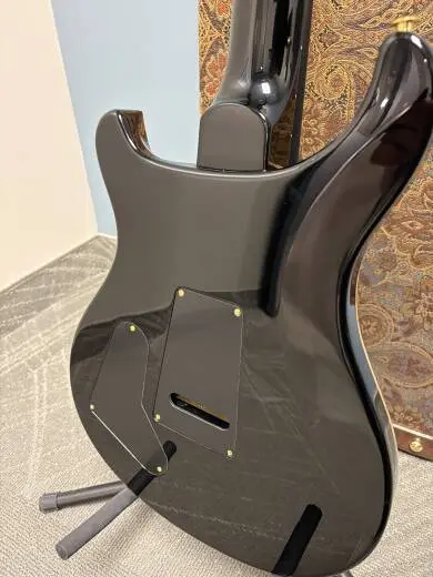 PAULS GUITAR 2