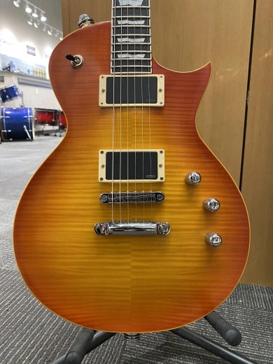 ESP - E-II Eclipse Vintage Honey Burst 2