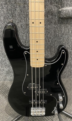 Squier - Affinity Series Precision Bass PJ, Maple Fingerboard - Black 4
