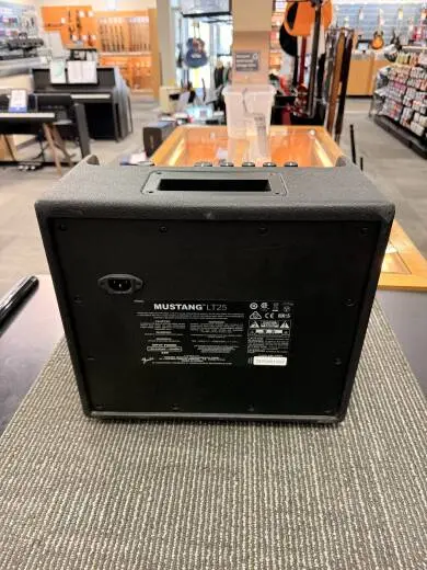 Fender - 231-1100-000 2