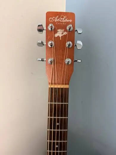 Art and Lutherie Cedar 2
