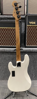 Squier - Contemporary Active Precision Bass PH, Laurel Fingerboard - Pearl White 4