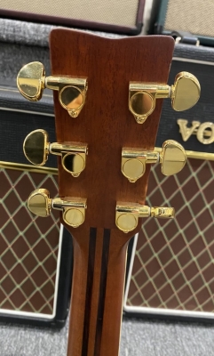 Yamaha - TransAcoustic Original Jumbo Guitar - Vintage Tint 5