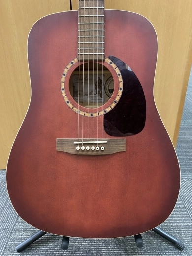 Art & Lutherie Spruce Burgundy Dreadnought Acoustic 3