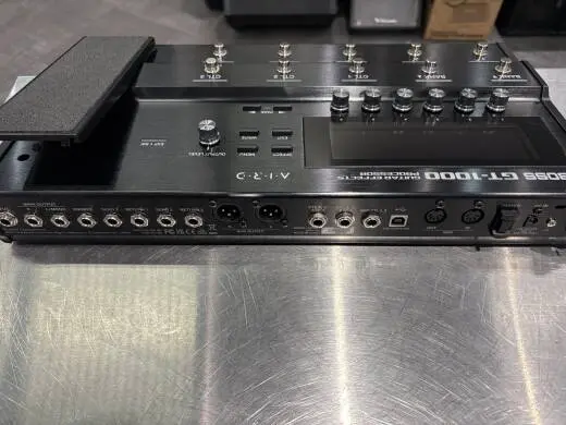 BOSS - GT-1000 2