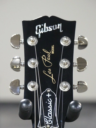 Gibson - Guitare Les Paul Classic Plus AAA - Blueberry Burst 7