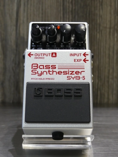 BOSS - BASS SYNTHESIZER