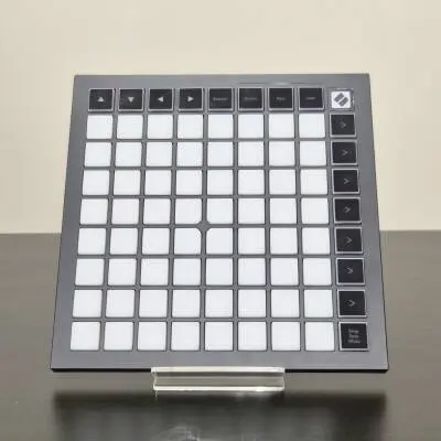 Novation - Contr�leur compact Launchpad Mini MK3 � grille pour Ableton Live