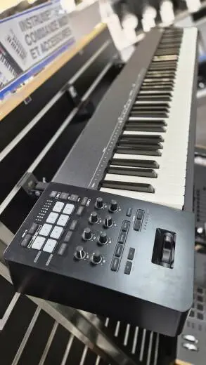 Roland - Clavier contr�leur MIDI A-88MKII 2
