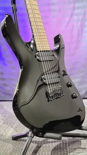 Jackson Guitars - Guitare Pro Series signature Chris Broderick Soloist 7, touche en laurier - Noir brillant 2