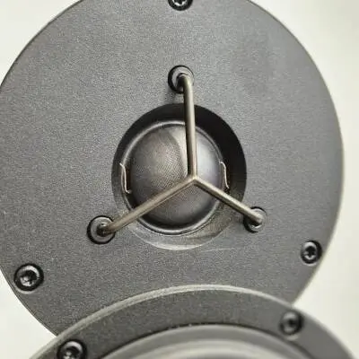 Dynaudio - LYD-5 Moniteur de r�f�rence 5''' aliment� 2