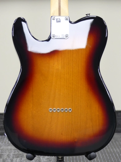 Fender - Player Telecaster 3 Tone Sunburst 2