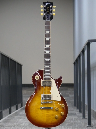 Gibson - Les Paul Standard 50s avec dessus en rable AAA