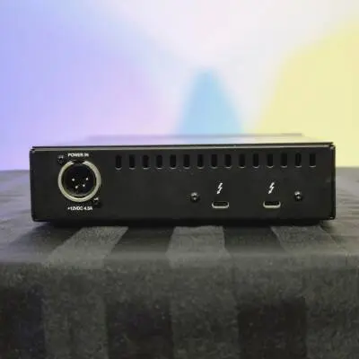 Universal Audio - Acc�l�rateur UAD-2 Satellite Thunderbolt 3 Octo Core pour traitement num�rique de signal 2