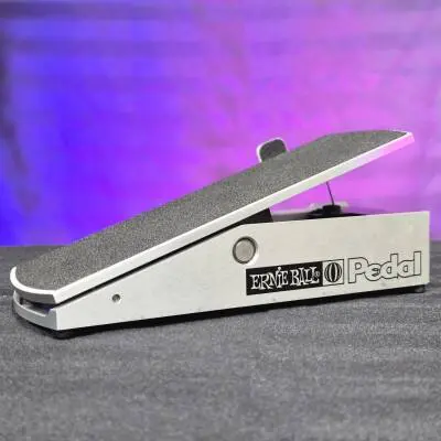 Ernie Ball - P�dale de volume et pan st�r�o 2