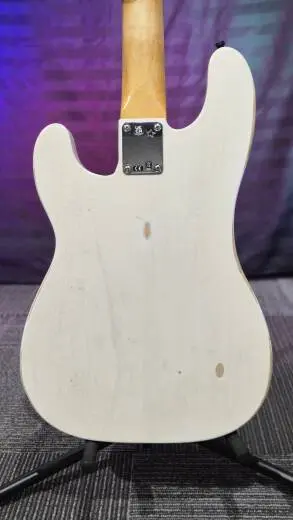 Fender - Mike Dirnt Road Worn Precision Bass - touche en �rable, White Blonde 2