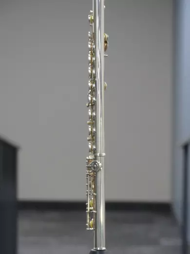 Yamaha Band - Flûte C intermédiaire - plateau ouvert, joint de pied B, en ligne 5