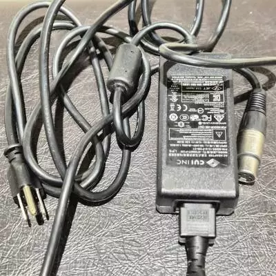 Universal Audio - Acclrateur UAD-2 Satellite Thunderbolt 3 Quad Core pour traitement numrique de signal 2