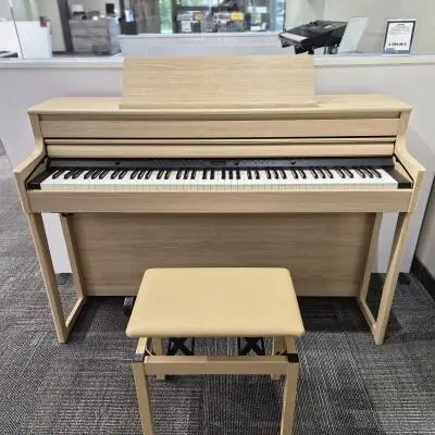 Roland - Piano num�rique HP704 avec support et banc - Ch�ne clair