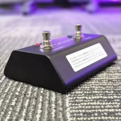 Line 6 - Commutateur au pied LFS2 pour amplificateur Catalyst CX 2