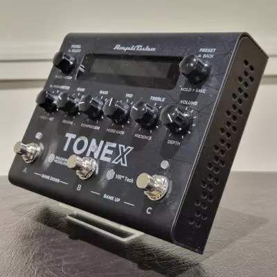 IK Multimedia - Pédale Tonex - Noir 2