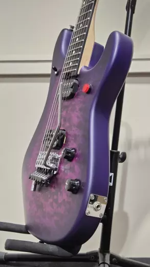 Store Special Product - EVH -  Guitare lectrique Deluxe QM srie 5150  touche en bne (fini Purple Daze)