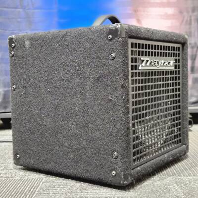 Store Special Product - Traynor - Amplificateur de basse Combo Small Block 120 watts 1x10