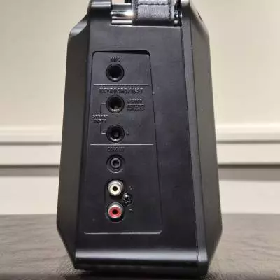 Roland - Ampli Stro  Piles 2
