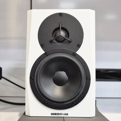 Store Special Product - Dynaudio - LYD-5 Moniteur de r�f�rence 5\