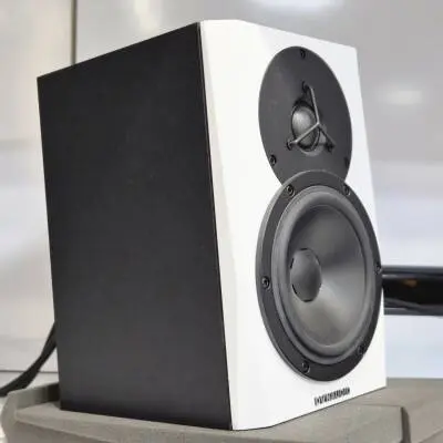 Dynaudio - LYD-5 Moniteur de r�f�rence 5''' aliment� 2