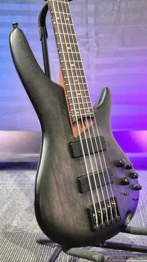 Ibanez - Basse �lectrique SR Standard � 5 cordes (fini Burst � teinte noire) 2
