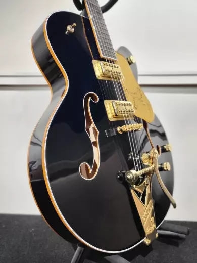 Gretsch Guitars - Guitare à caisse creuse G6136TG Falcon édition Players avec Bigsby et quincaillerie or - Midnight Sapphire 2