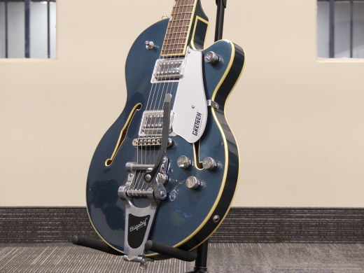 Store Special Product - Gretsch Guitars - G5655T Electromatic Center Block Jr.  coupe simple avec Bigsby - Jade Grey Metallic