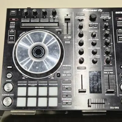 Pioneer - Console DJ portable DDJ-SR2 � 2 canaux pour Serato DJ 2