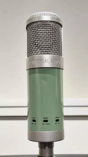 Universal Audio - Micro condensateur Bock 187  transistor  effet de champ 2